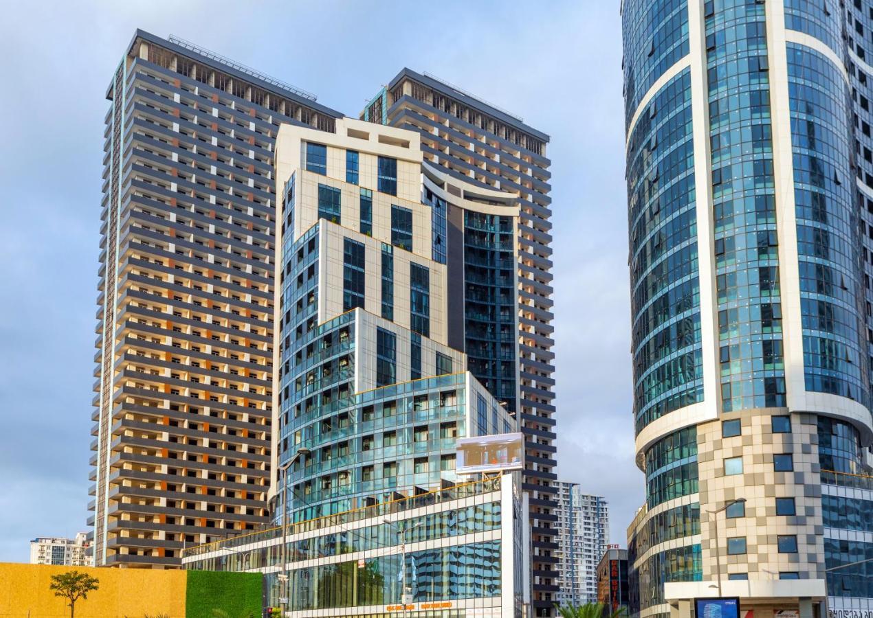 Entire Flat With City Skyline View - Two Bedrooms Batumi Exterior foto