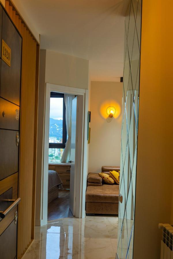 Entire Flat With City Skyline View - Two Bedrooms Batumi Exterior foto